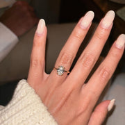 Solitaire Romy bague diamant naturel ovale et diamants naturels ronds 0.55 carat or jaune